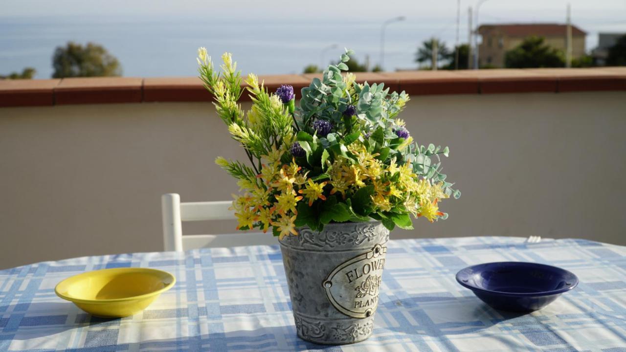 Deep Sea Residence Agrigento Bagian luar foto